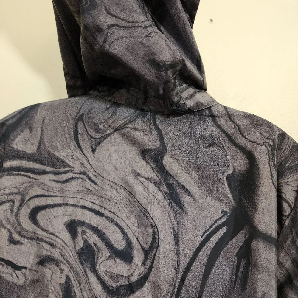H & M marble tie dyed Epic Vibes windbreaker jacket w/ detatchable‎ hood boys 20